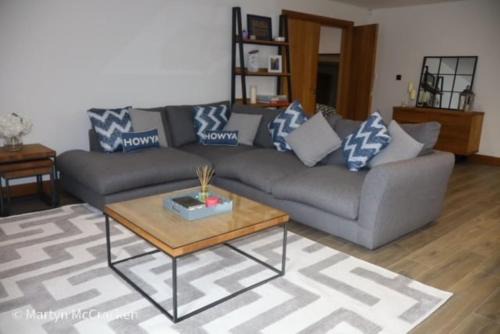 Moffat Apartment | Luxury getaway in the Glens
