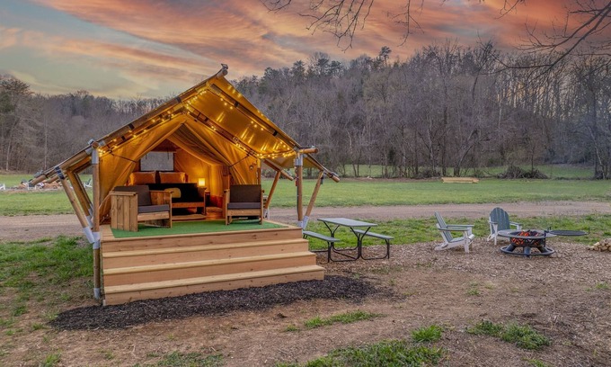 Newport RV Rental | Luxury Glamping Near Gatlinburg and Asheville