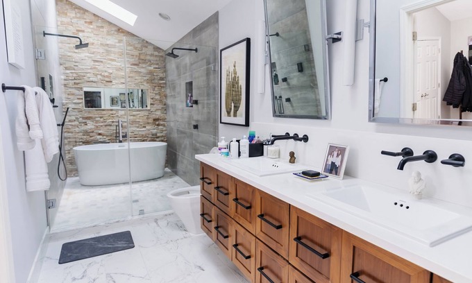 Poncey-Highland House | Luxury Hideaway in Atlanta’s Best Neighborhood – 3BR, Walkable, World Cup-Ready