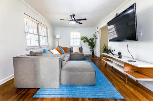 Atlanta Apartment | Luxury home 5 mins to Mercedes-Benz Stadium