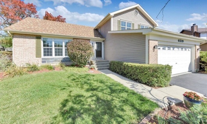 Lisle House | Luxury home away from home 🏡