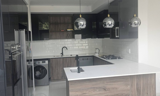 Greater Johannesburg Metropolitan Area Villa | Luxury Home in Sandton
