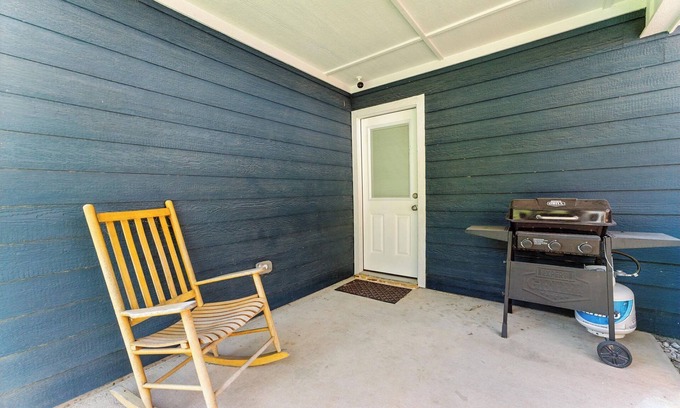 Fort Worth House | Luxury Home Mins to JPS, Medical City, Historic District, Zoo, Water Garden