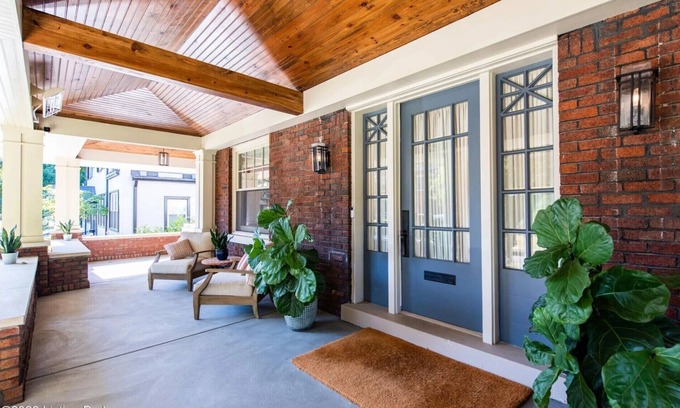 Bonnycastle House | Luxury home w/hot tub! Only 2 blocks from restaurants and bars! 4 mi from Derby