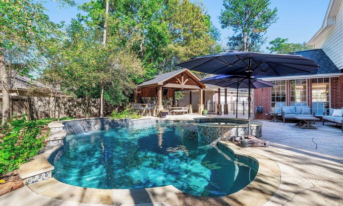 Panther Creek House | Luxury home with private pool.