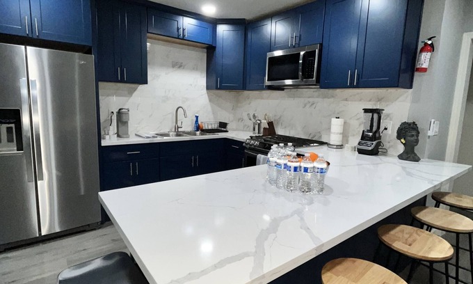 San Bernardino House | Luxury Home wPrivate Jacuzzi & Firepit–Sleeps 14!