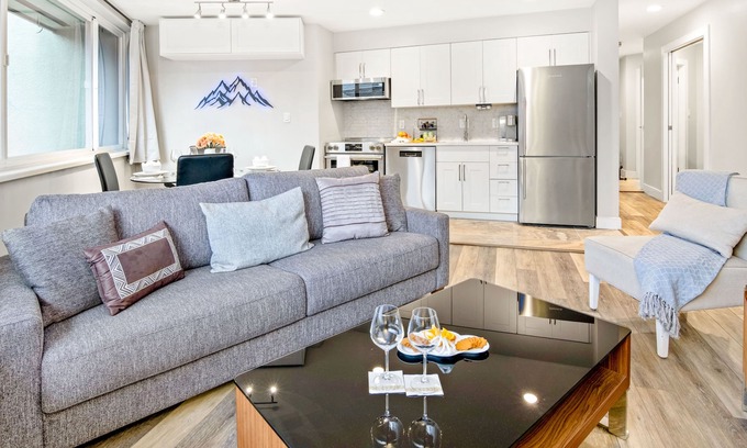 Village North Condo | Luxury in prime location! Whistler Central w/Mountain View 2 Min to Gondola.