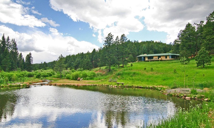 Woodland Park House | Luxury in the mountains, fish, hike, explore.dream