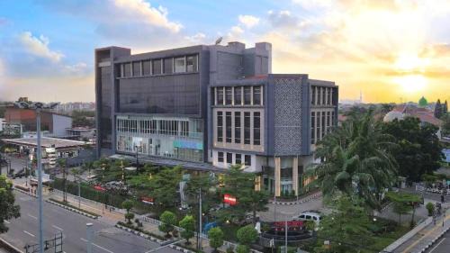 East Jakarta Hotel | Luxury Inn Arion Hotel