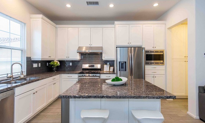 Cypress Village House | Luxury Irvine Villa 3 Bedroom 4 Bath