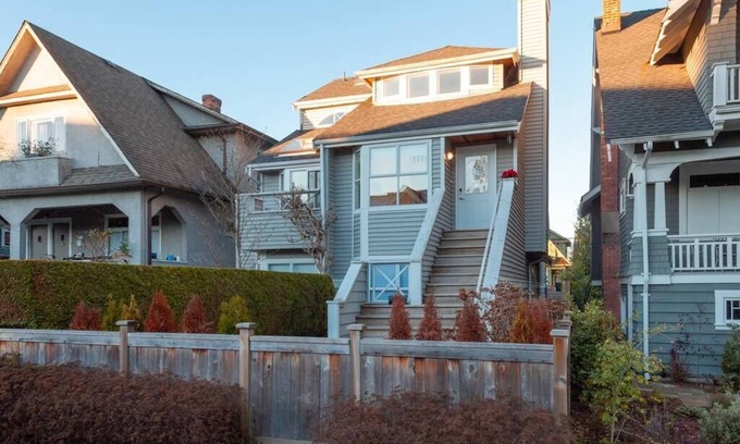 Kitsilano House | Luxury Kitsilano Beach Home