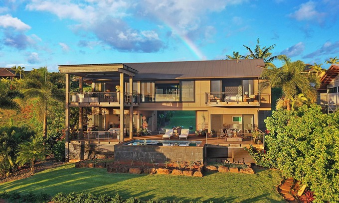 Koloa House | Luxury Kukui’ula 4 master suites