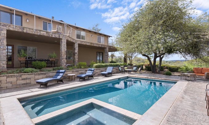 Templeton House | Luxury Living In Templeton Wine Country. Sleeps 16
