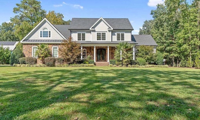 Raleigh House | Luxury lake-front family home with pool!