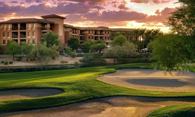Kierland Resort | Luxury larger 1 bedroom premium villa with Full Resort Access