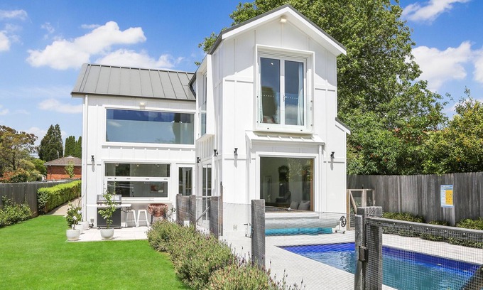 Bowral House | Luxury living in the centre of Bowral.