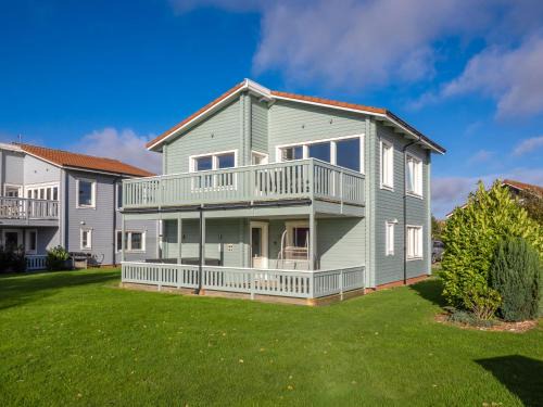 Hopton House | Luxury Lodge w/Hot Tub on 400-Acre Estate