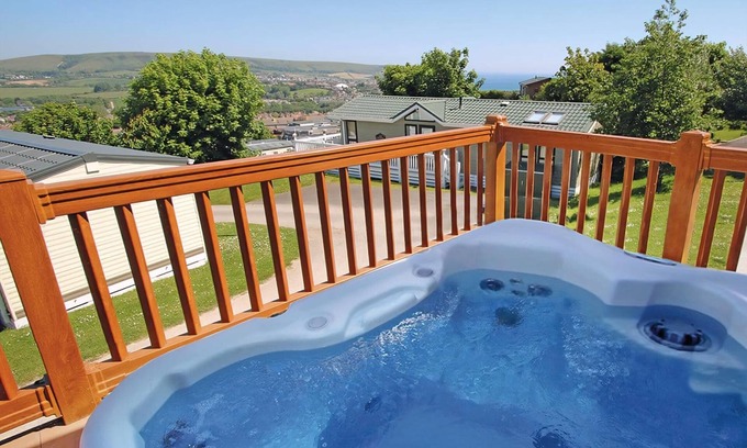 Swanage Ski Chalet | Luxury lodge with one double with en suite shower and one twin.