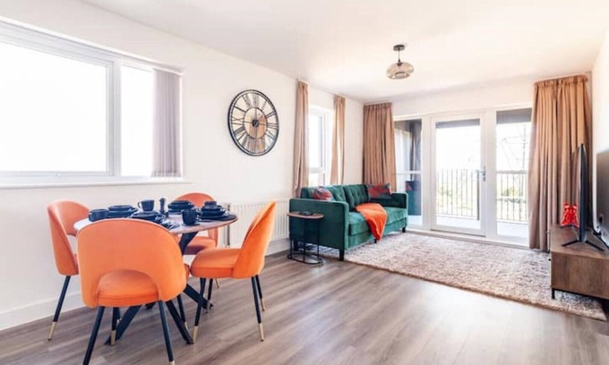 Ebbsfleet Valley Apartment | Luxury Modern 2 Bed Apartment in Ebbsfleet