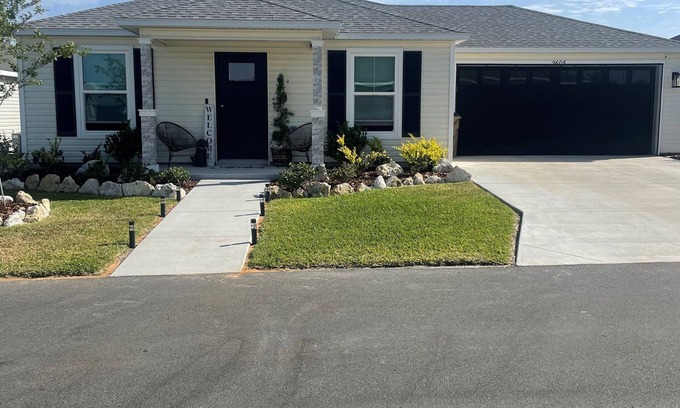 Sumter County House | Luxury Modern Home-Central FL. Pet Friendly