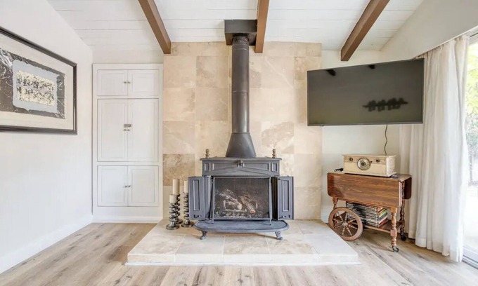 Orange House | Luxury Modern Retreat! Close to Disney!nn