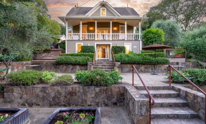 Calistoga Villa | Luxury Napa Estate With Pool/Hot-tub/Concierge
