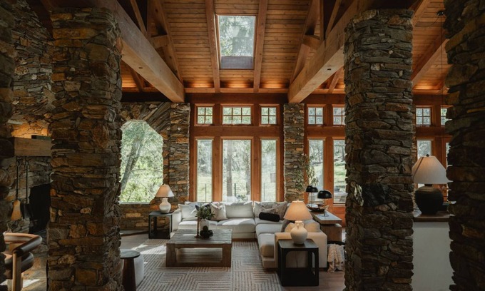 Mariposa Villa | Luxury Nature Getaway Stonehouse by Casa Oso