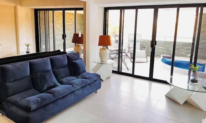 Club Deportivo House | Luxury Oasis in Acapulco