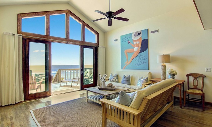 Charleston County House | Luxury Oceanfront 4BR/4BA + Private Beach Access