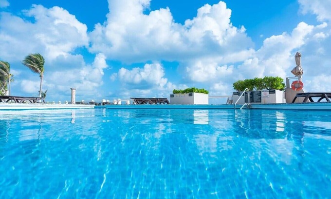 Zona Hotelera Villa | Luxury Oceanview Oasis with Pools at Villas Nizuc!