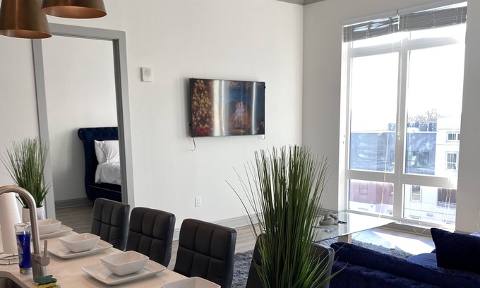 Midtown Apartment | Luxury Penthouse w/ Balcony and View