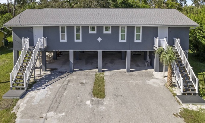 Charlotte Harbor Apartment | Luxury place - 23019 in Port Charlotte , one block to the Bayfront Park/Harbor