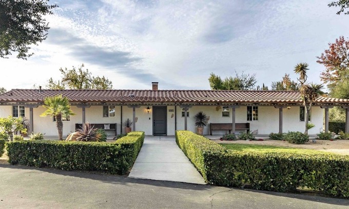 Paso Robles House | Luxury Private Vineyard Ranch /hot Tub/bocce Ball