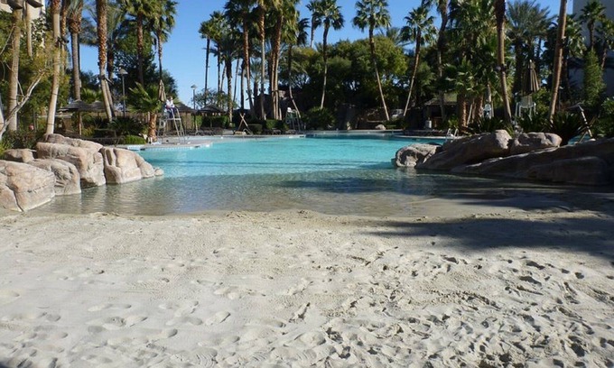 Las Vegas Resort | Luxury Resort & Spa Junior Suite 1bed/1BA + Sofa Bed Kitchenette