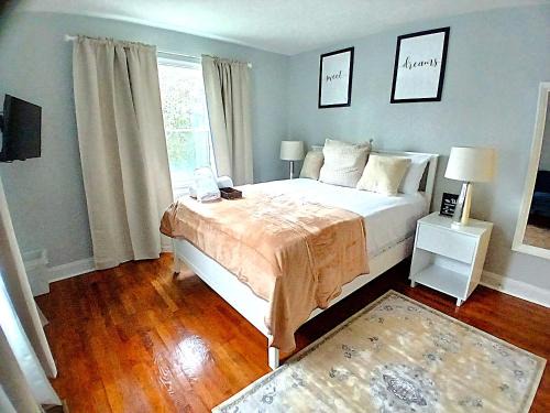 Northeast Bed & Breakfast | Luxury & Restful Private Room in DC