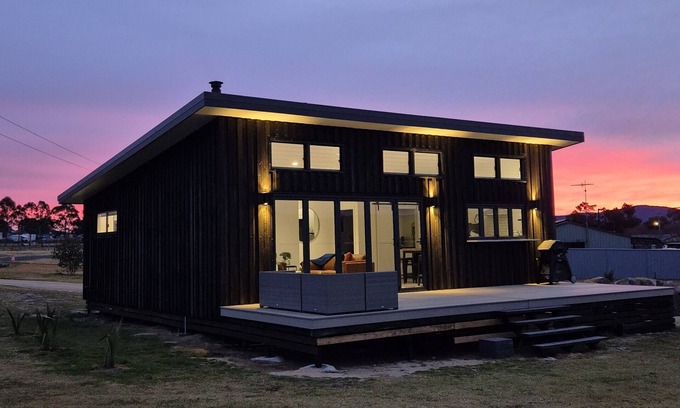 Wallangarra House | Luxury retreat near Girraween​