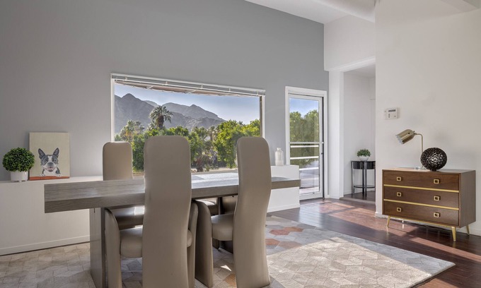 Old Las Palmas Condo | LUXURY ROOF TOP PENTHOUSE IN THE MIDDLE OF PALM SPRINGS