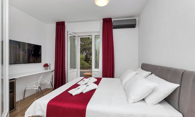 Donja luka Bed & Breakfast | LUXURY ROOMS PARADISE GARDEN