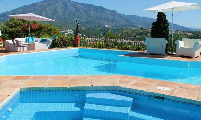 Marbella Villa | Luxury Sea View Villa, Hotel size pool, 2 minutes Puerto Banus, Heated Jacuzzi