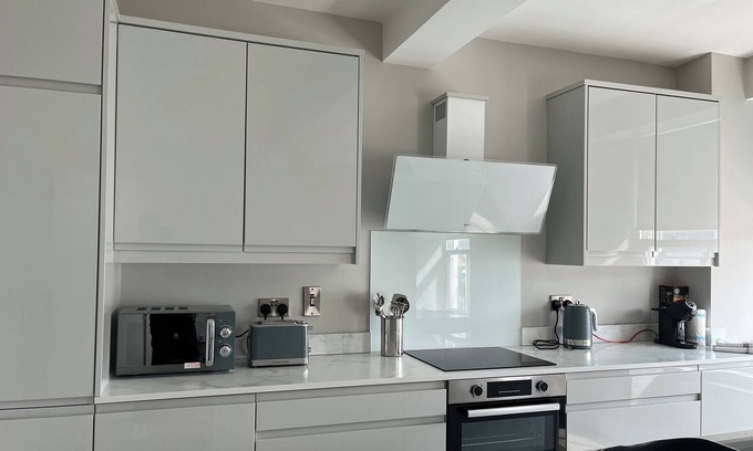 Newry Apartment | Luxury Seaview Apartment Aurora House