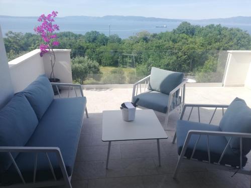 Kostrena Apartment | Luxury Seaview Apartment with private pool