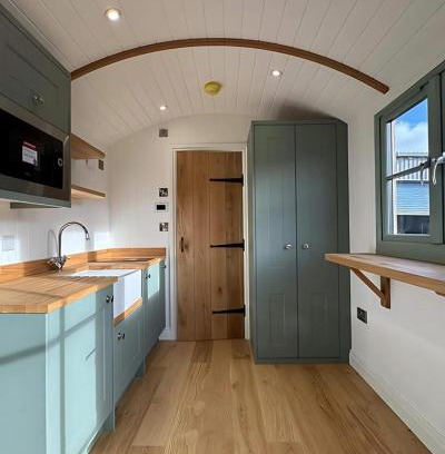 Monknash House | Luxury Shepherds Hut near Glamorgan Coast