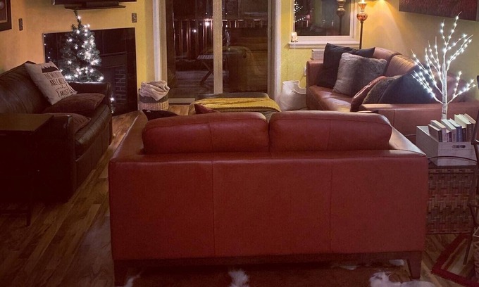 Alyeska Condo | Luxury Ski and Mountain Retreat! Hot Tub!