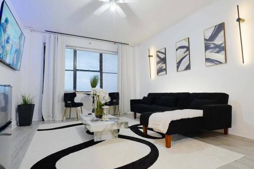 Downtown Jacksonville Apartment | Luxury Skyrise Condo Downtown Jax