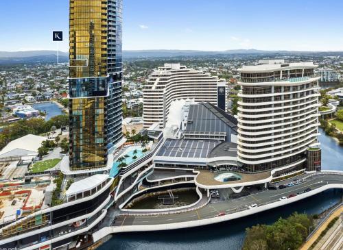 Broadbeach Apartment | Luxury Star Residence 32nd Floor