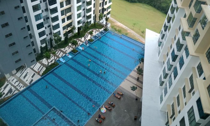Taman Setia Indah Apartment | LUXURY STAY - 2 ROOMS with CONDO Facility - Mount Austin JB - SPECIAL OFFER