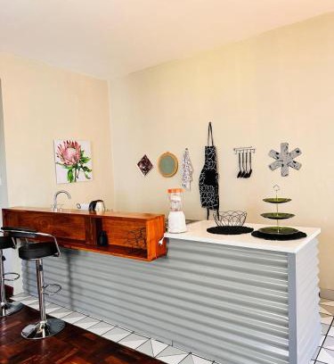Downtown Johannesburg Apartment | Luxury Stay With Affordable Price