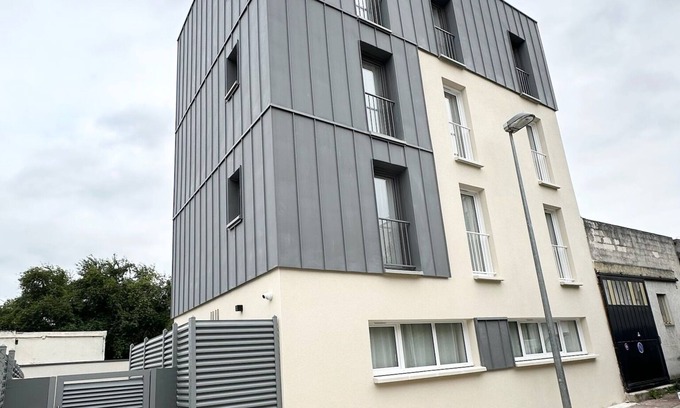 Combs-la-Ville Apartment | Luxury stay with Netflix between Paris and Disney - 002