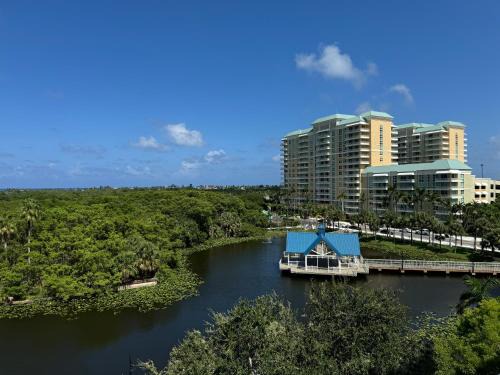 Boynton Beach Apartment | Luxury Suite Oasis
