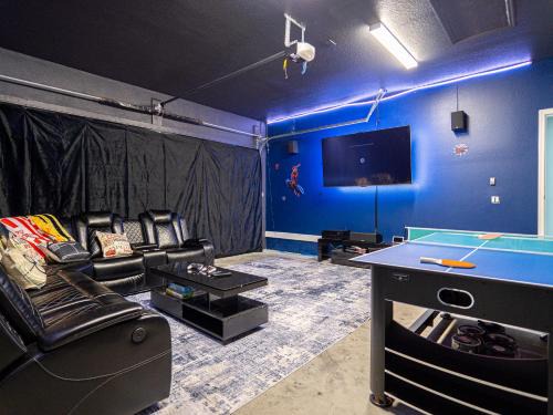 Tampa Villa | Luxury Tampa Home with Game Room and Theater